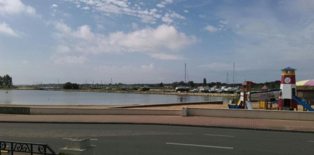 Maison De Vacances Face Plan D'Eau Classee La Faute-sur-Mer Eksteriør bilde